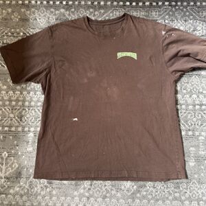 Vintage Tommy Bahama T Shirt Mens XXL Brown Casino Woman Graphic Logo Thrashed